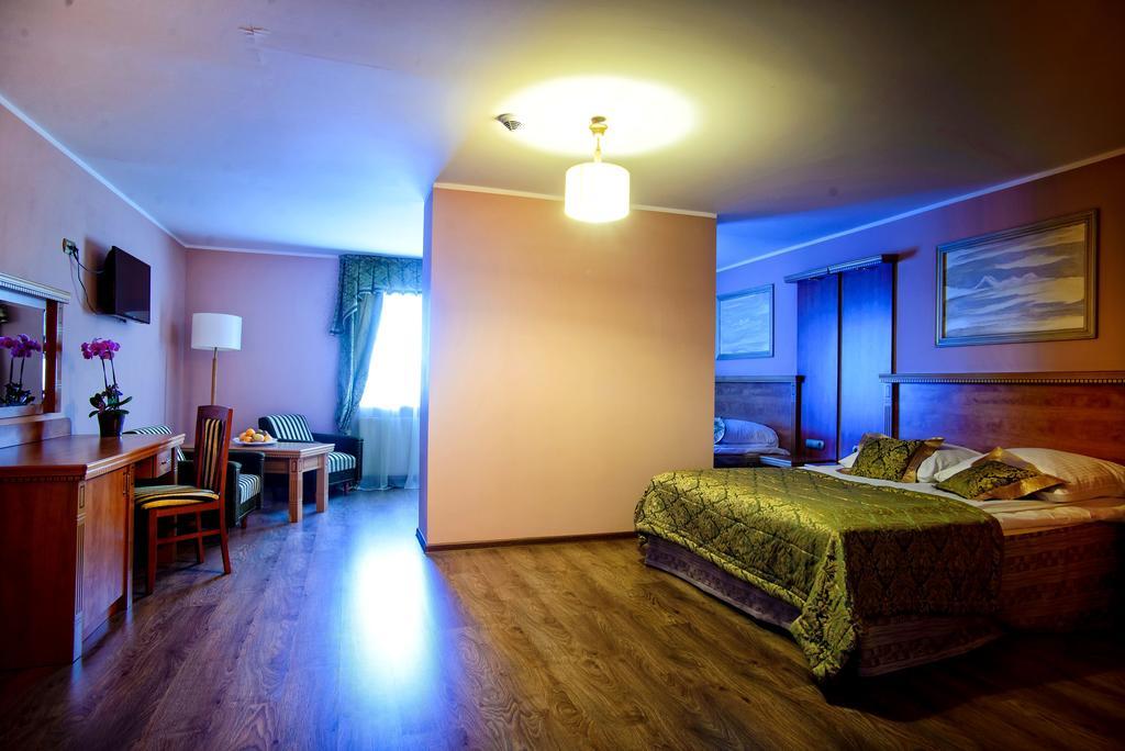 Hotel Pietrak Wągrowiec 외부 사진